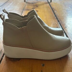 J/Slide Tan Platform Ankle Boots